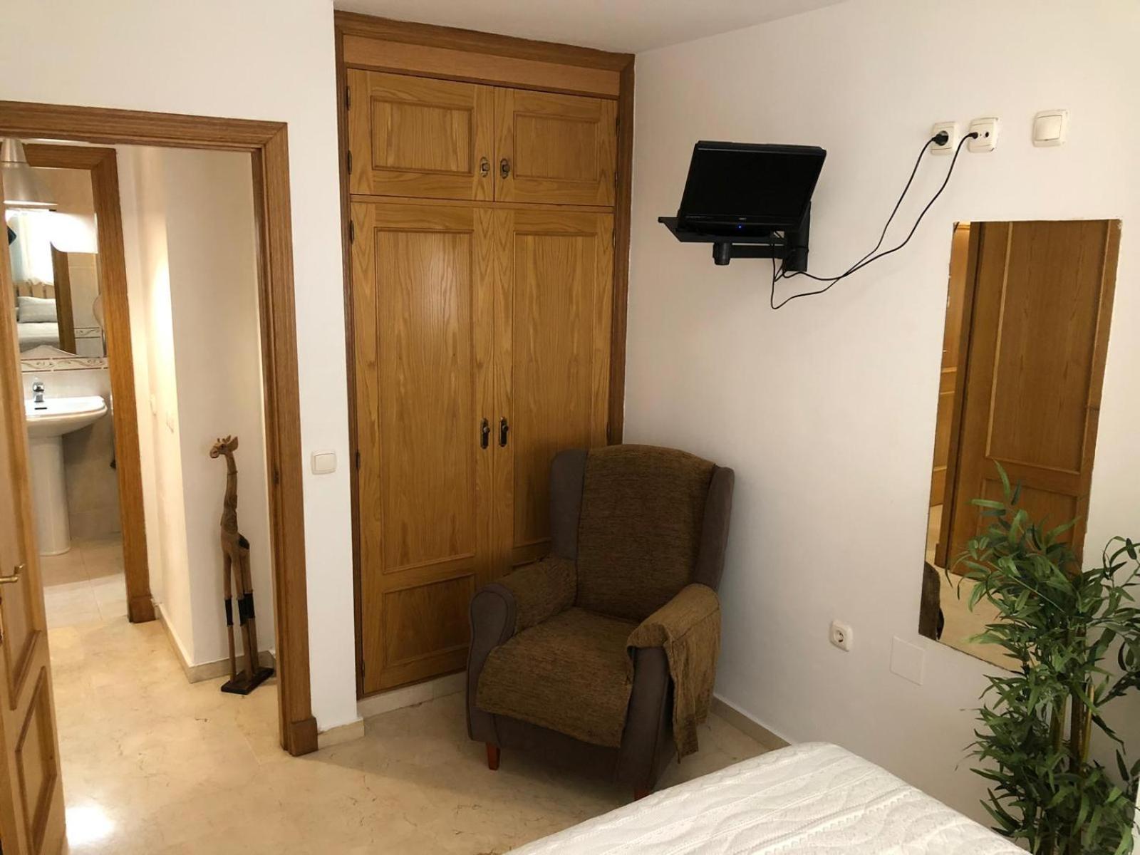 Precioso Apartamento A 50 Metros De La Playa 林孔-德拉维多利亚 外观 照片