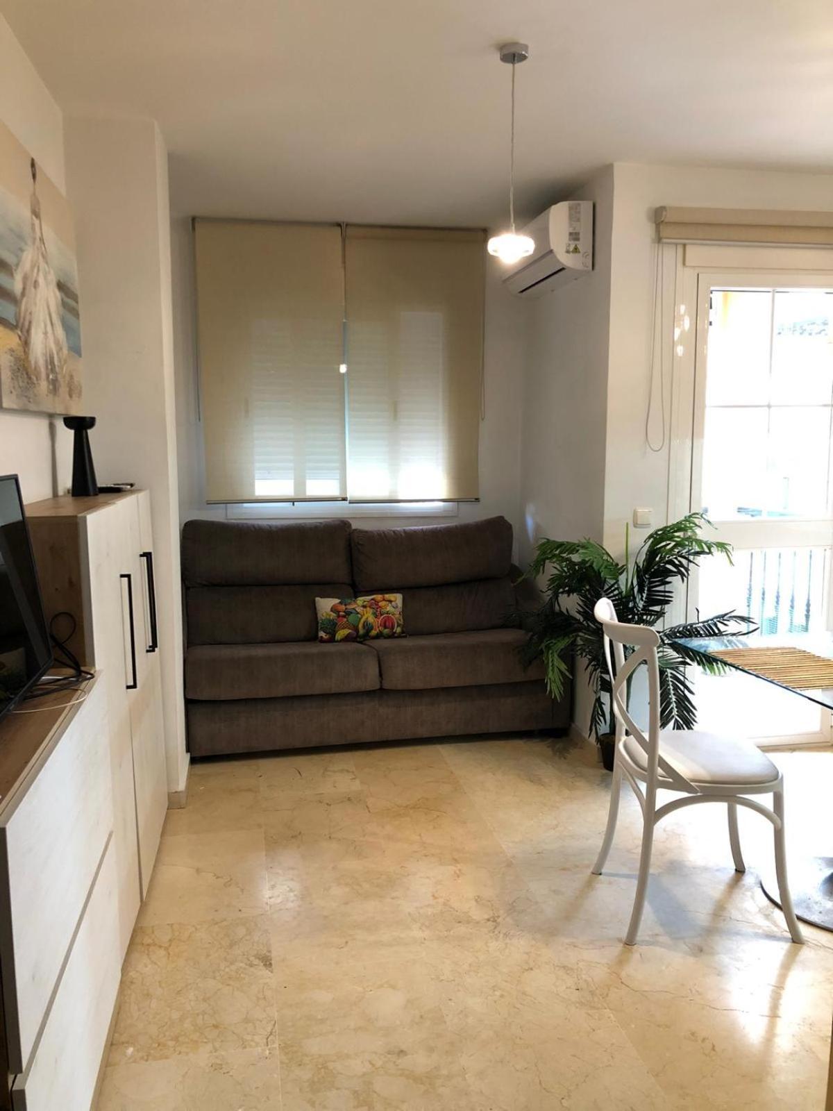 Precioso Apartamento A 50 Metros De La Playa 林孔-德拉维多利亚 外观 照片